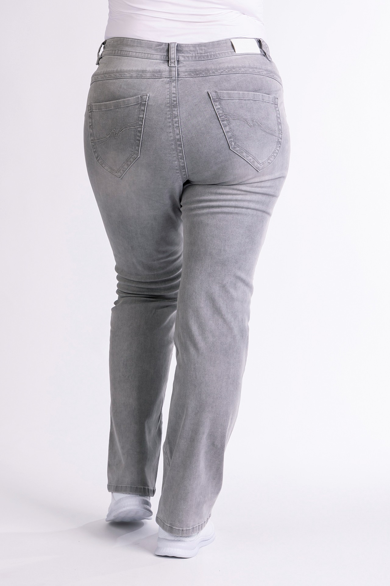 Straight-Fit-Jeans 57Lily 